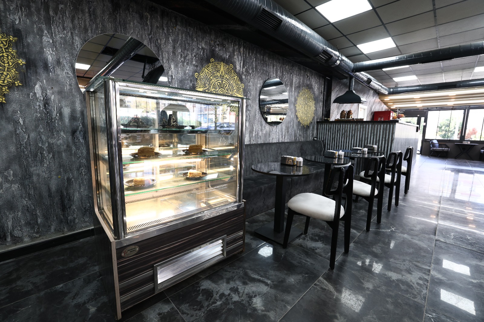 Çorlu Qarga Cafe Kafeler